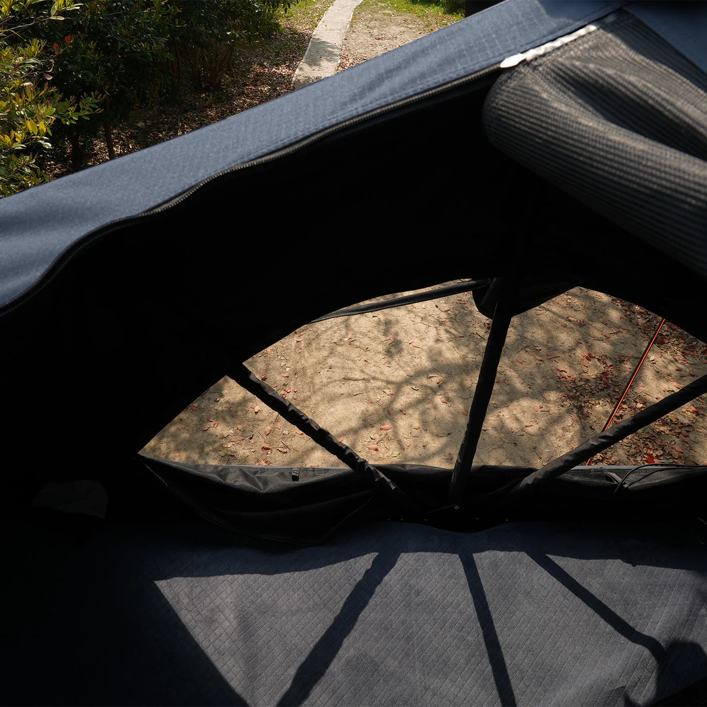 OPENROAD Family Quick-Open Soft Roof Top Tent (4-Person)